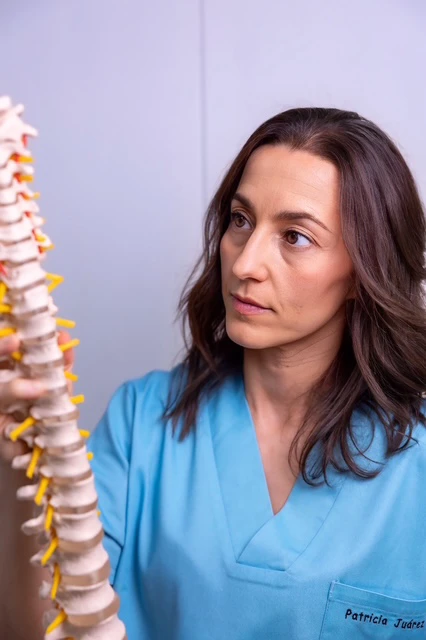 lordosis fisiológica